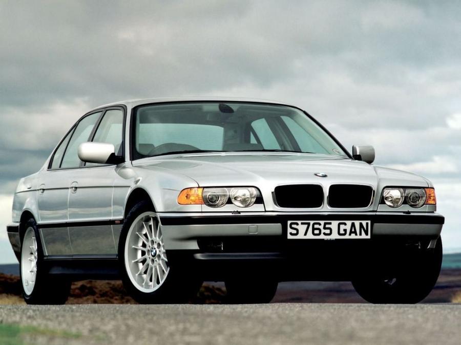  BMW 7-Series 1998 года  (UK) (фото 2 из 2)